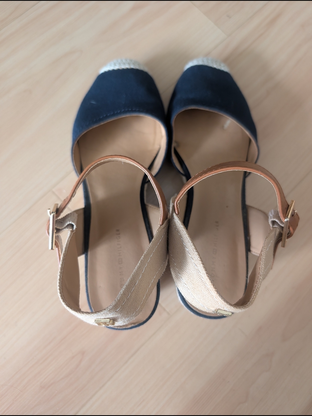 Tommy Hilfiger Women's Nilsa Wedge Navy Canvas Espadrille Sandal Size 9.5 - Picture 4 of 8